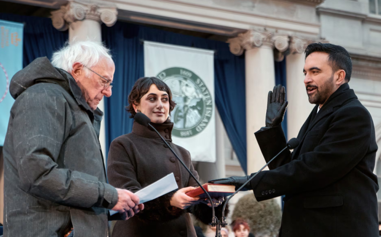 Нью-Йорк хотын дарга Иранд хийсэн АНУ-ын халдлагыг эрс шүүмжлэв